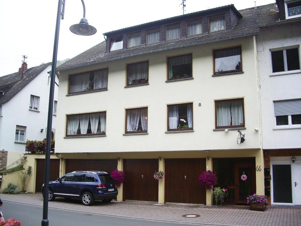 Ferienwohnungen Haus Gisela - Unterkunft Schlossberg Bacharach Ngoại thất bức ảnh